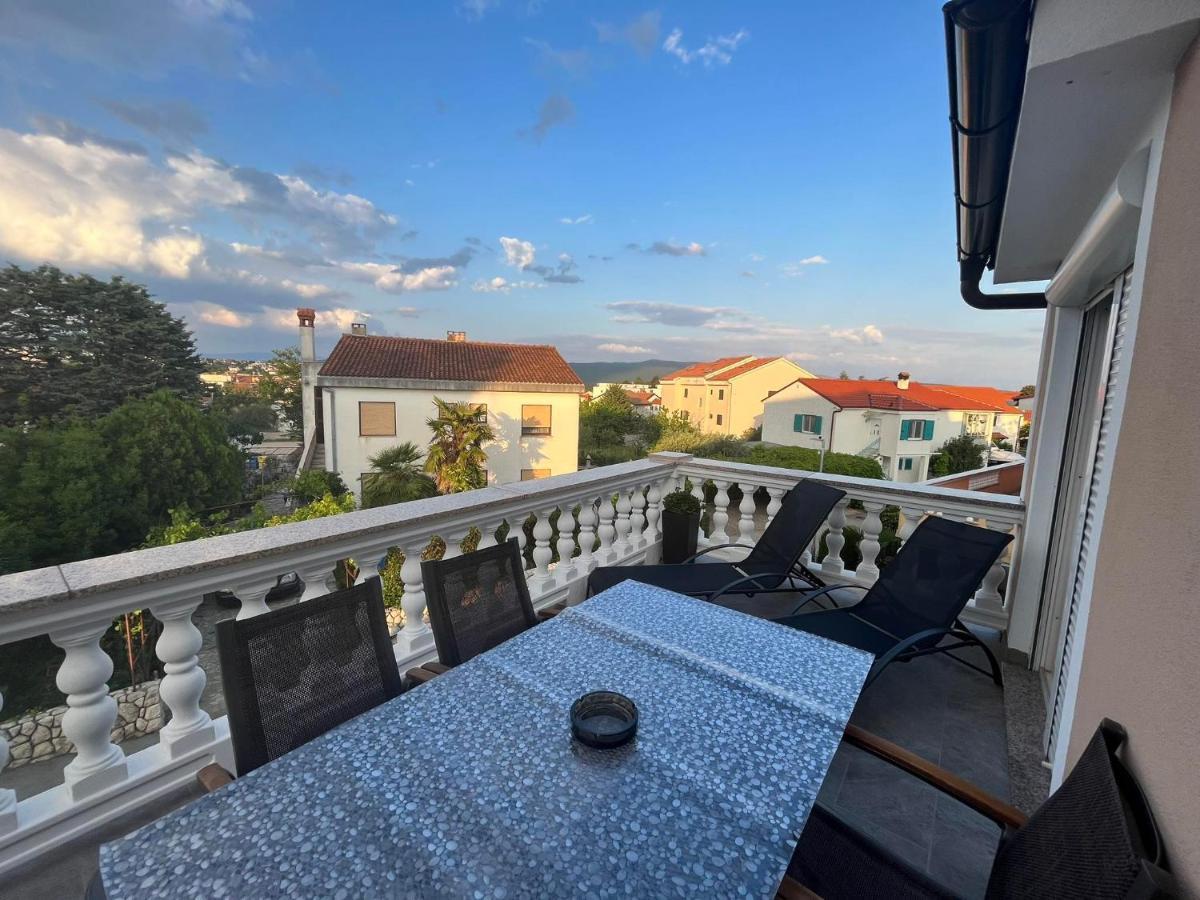 Apartments Ostojic Đảo Krk Ngoại thất bức ảnh