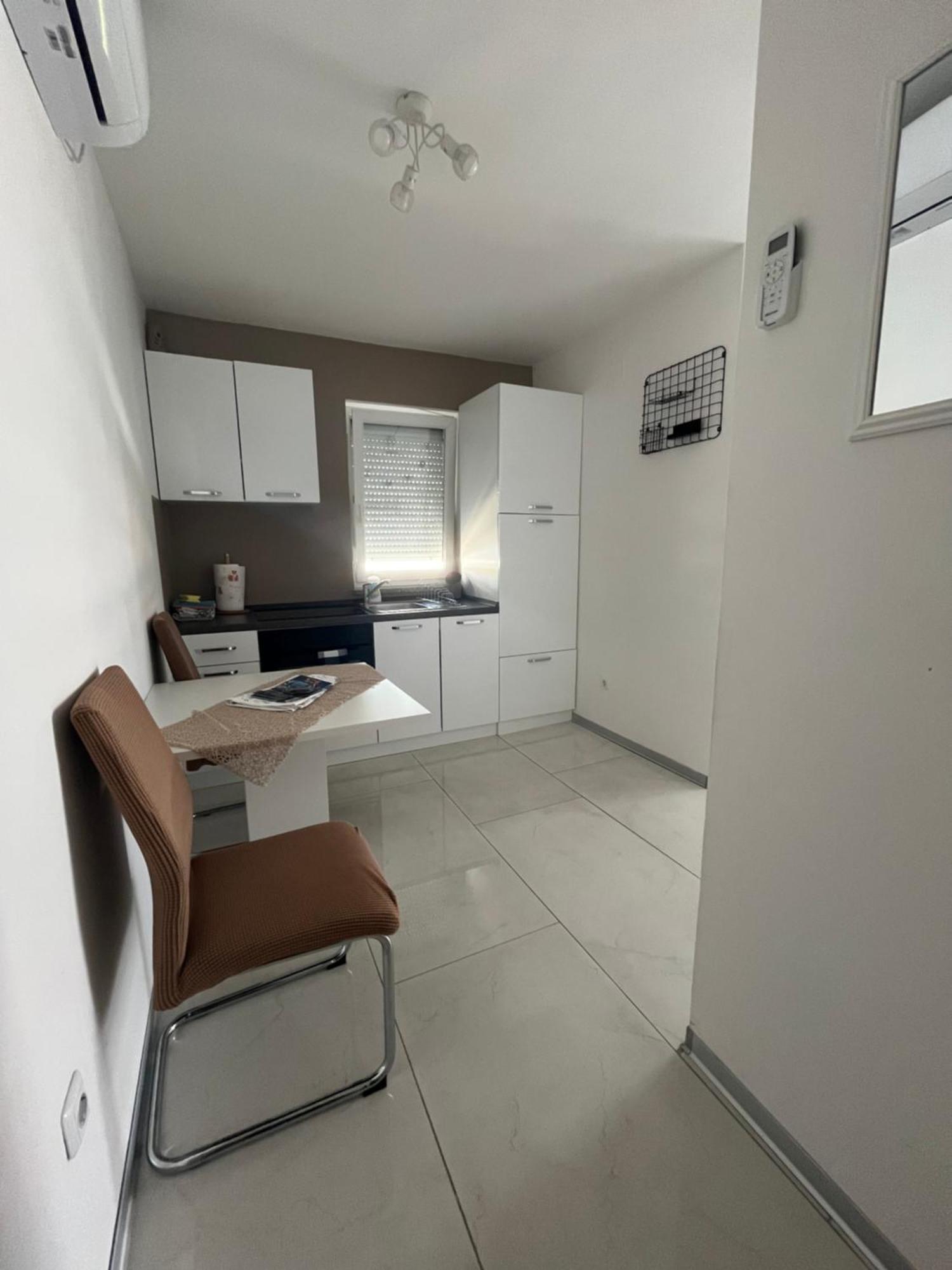 Apartments Ostojic Đảo Krk Ngoại thất bức ảnh