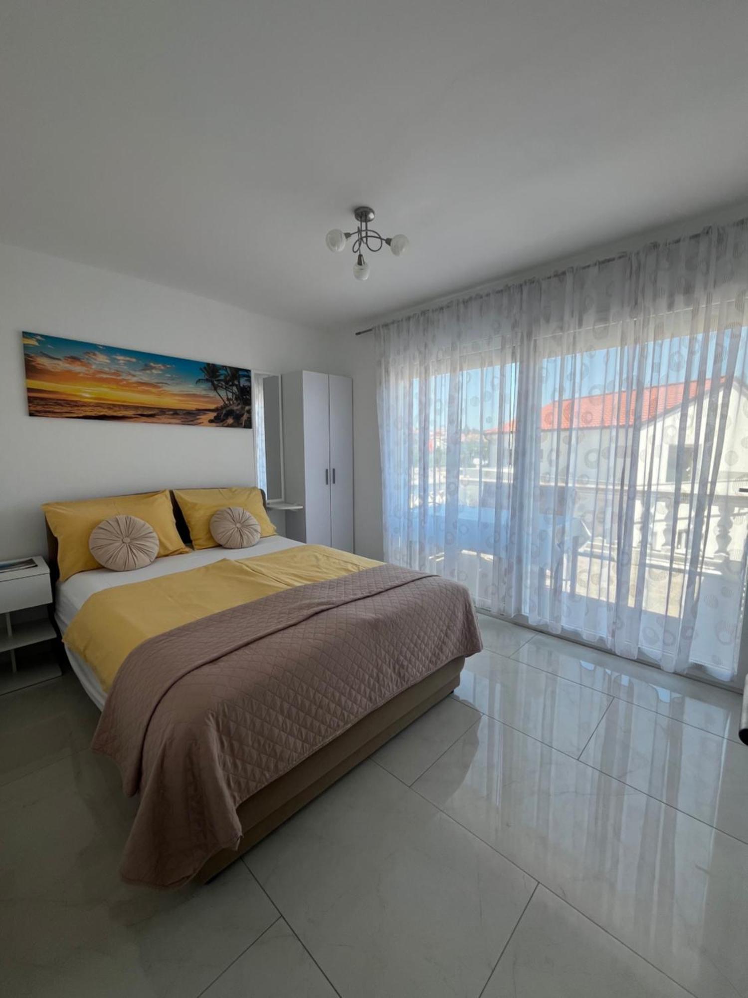Apartments Ostojic Đảo Krk Ngoại thất bức ảnh